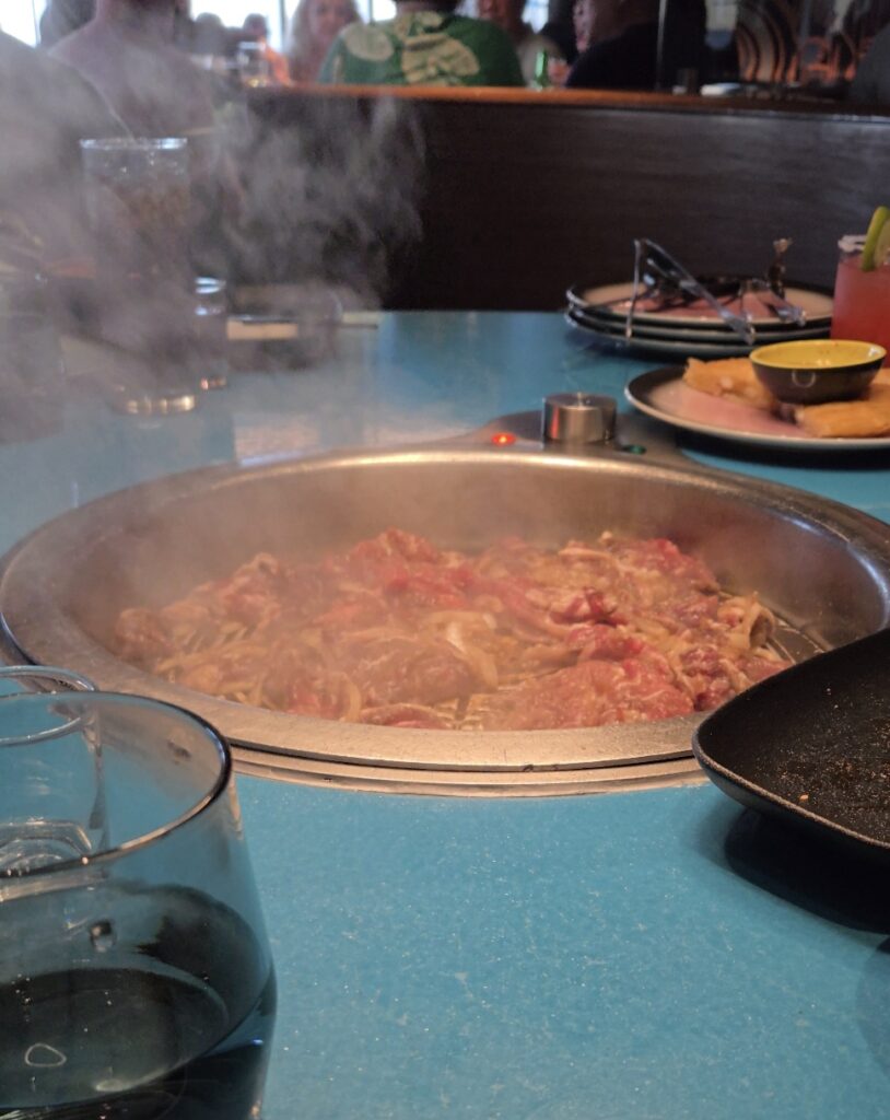 Gunbae cooking table
